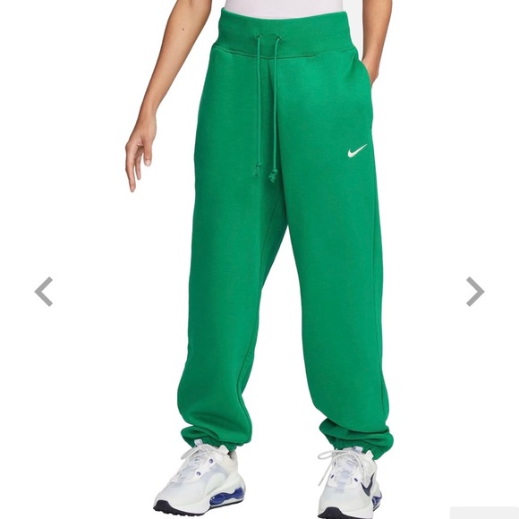 NWT Nike Sportswear Phoenix Fleece High-Rise Sweatpants